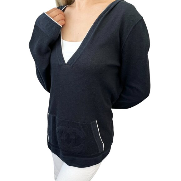CHANEL Sport Vintage 09P CC Logo Knit Top #42 Hoodie Dark Blue Silver [105272] - Picture 2 of 11